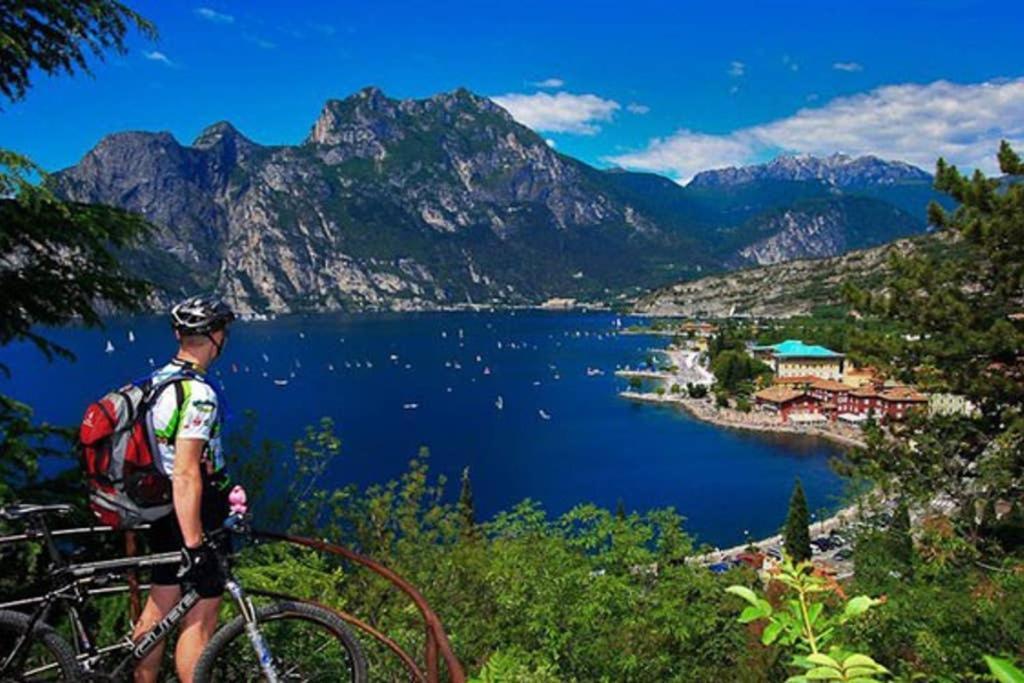 House Campi Apartment Riva del Garda Bagian luar foto