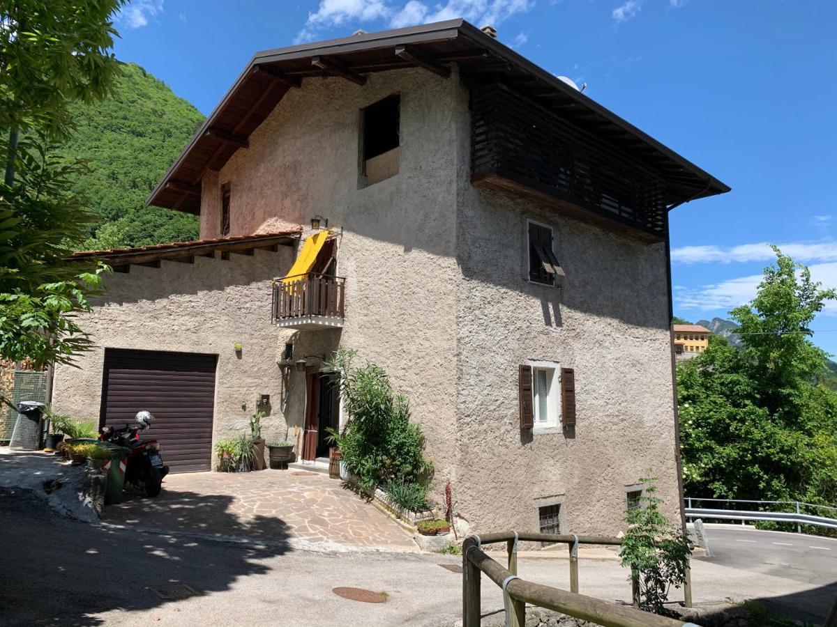 House Campi Apartment Riva del Garda Bagian luar foto